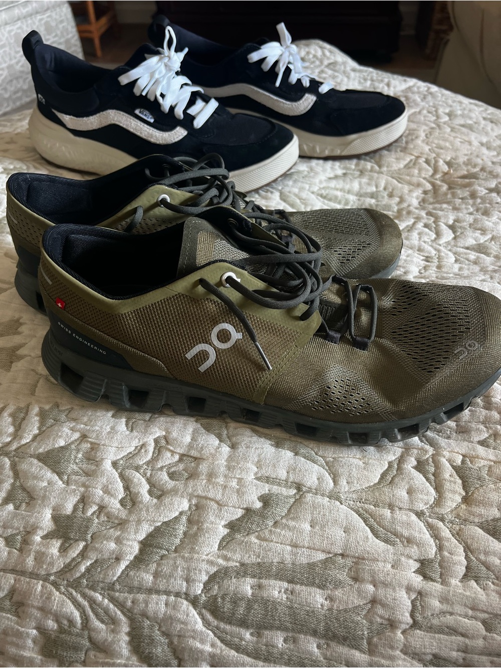 On Cloud X Vans Ultrarange